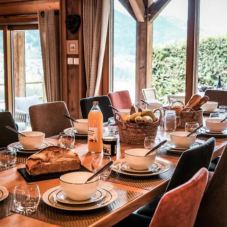 Chez Nous *